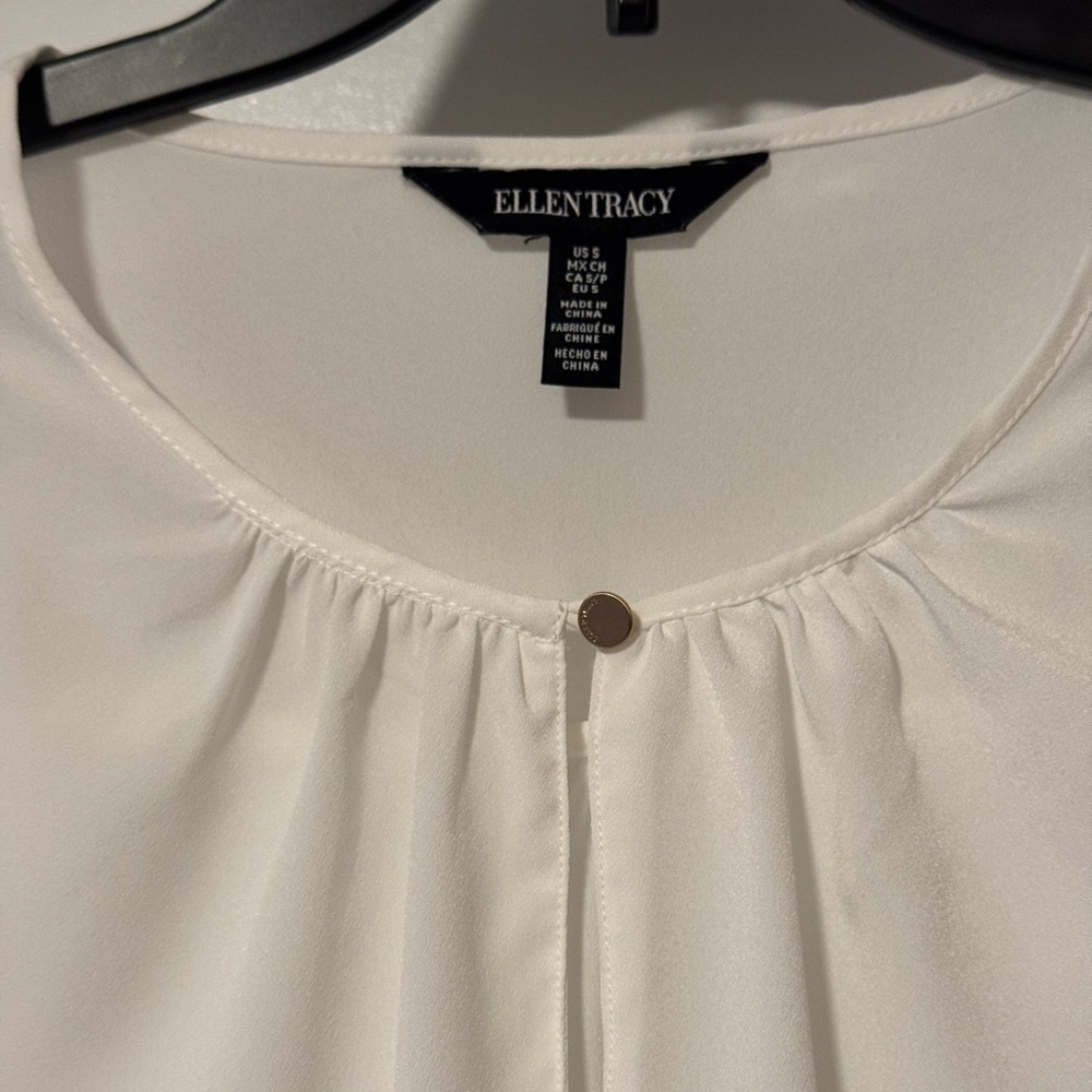 NWOT Ellen Tracy white blouse, size Small - Picture 5 of 6